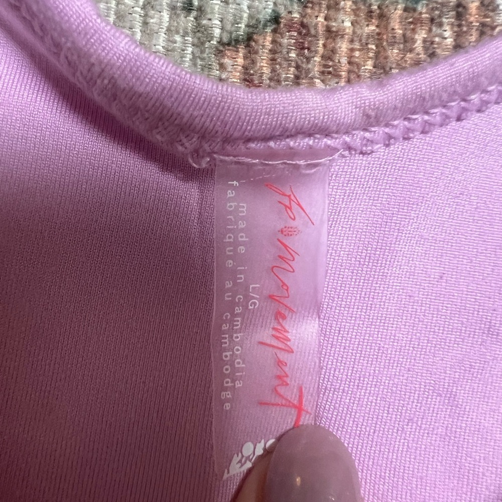 Free People Breathe Deeper Crop Tank - Large